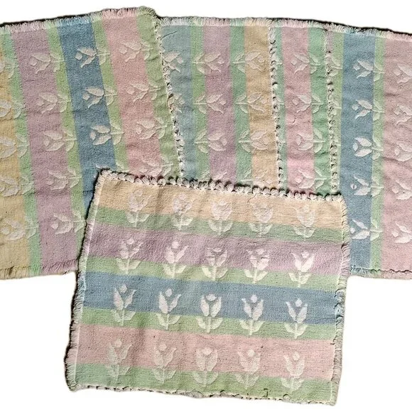 Vintage Pastel Colored Flower Reversible Placemats Set Of Five - Picture 2 of 12